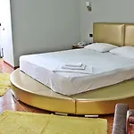 Aurelis Bërxull