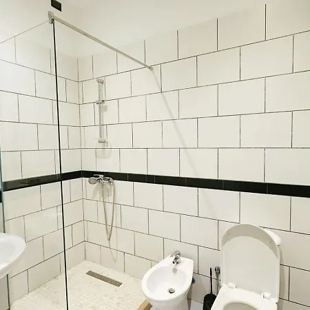 奥雷里斯酒店 4*