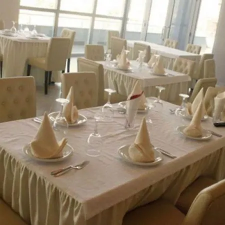 Hotel Aurelis Bërxull