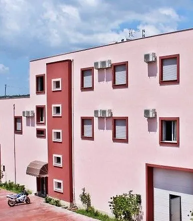 奥雷里斯酒店 4*