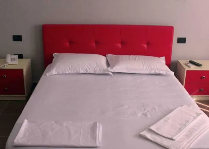 奥雷里斯酒店 4*